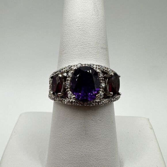 Stunning Amethyst and Rhodalite garnet with cz accents in sterling silver ring! - Picture 12 of 14
